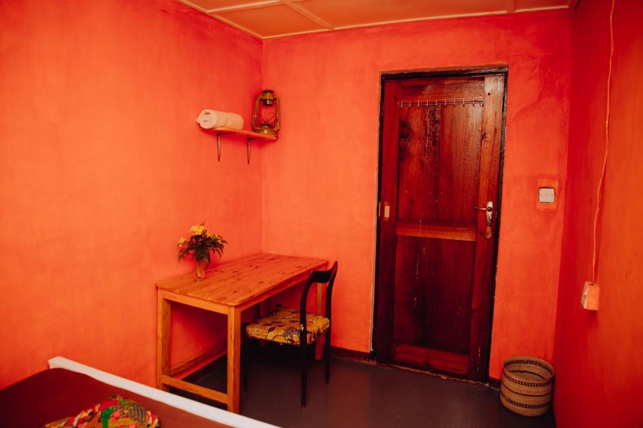 Emmy'S Backpackers Hostel Iringa Exteriör bild